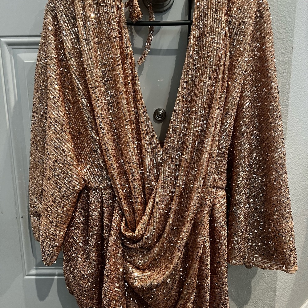 Dress - Picture 3 of 4